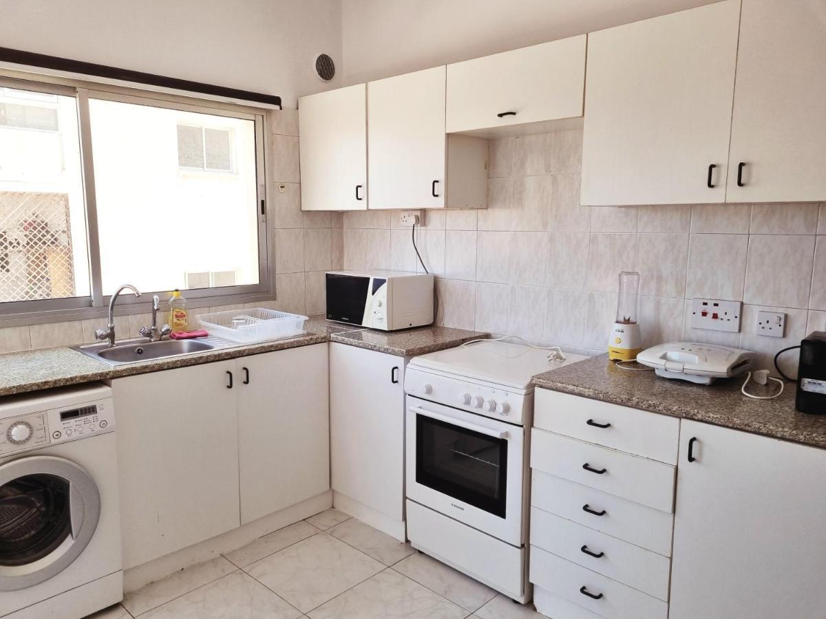 Ikaros Boutique Apartment Limasol Dış mekan fotoğraf