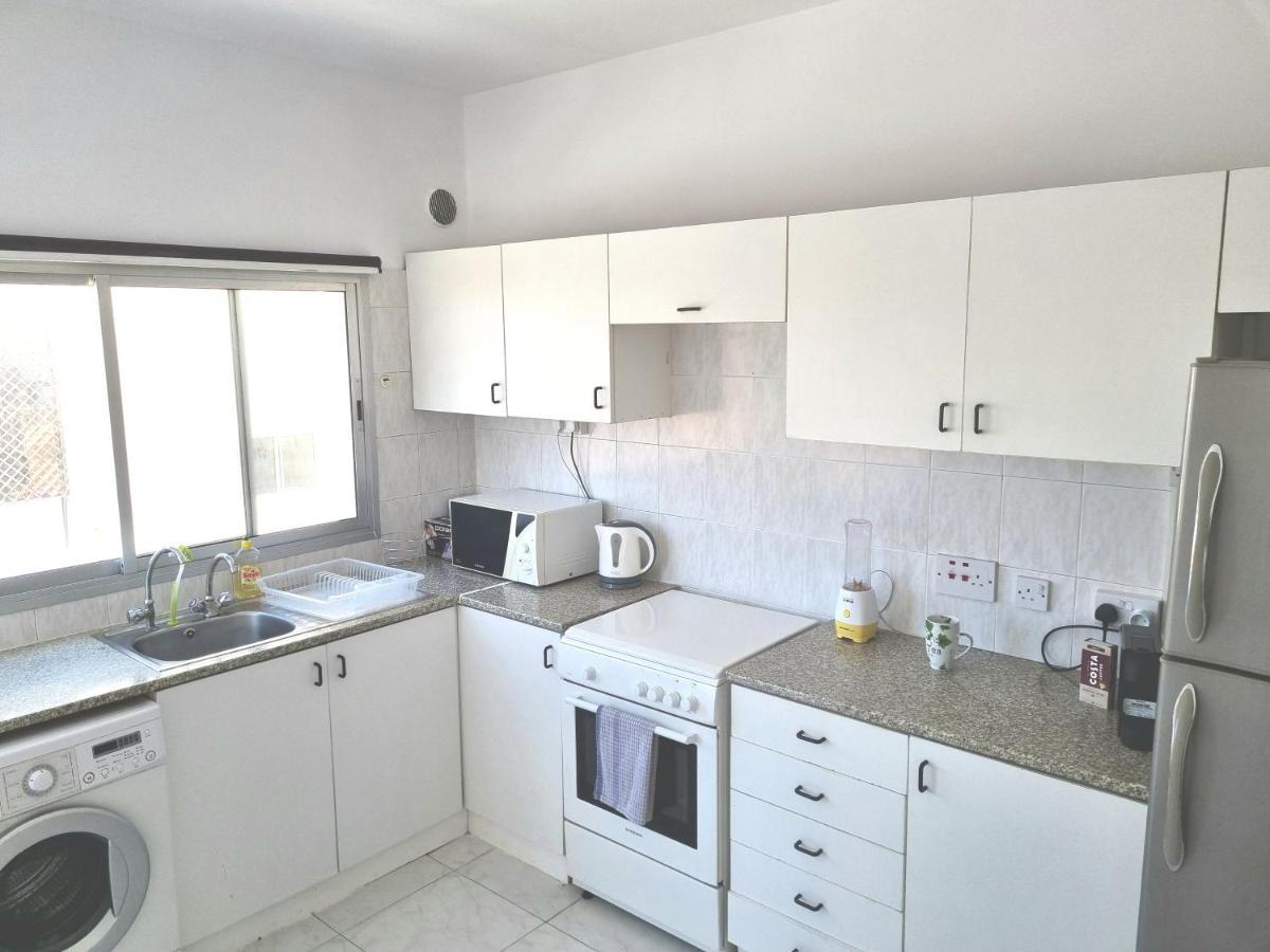Ikaros Boutique Apartment Limasol Dış mekan fotoğraf